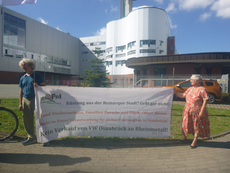 Demo vor dem Werkstor
